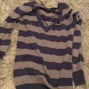 Woman’s/girls sweater